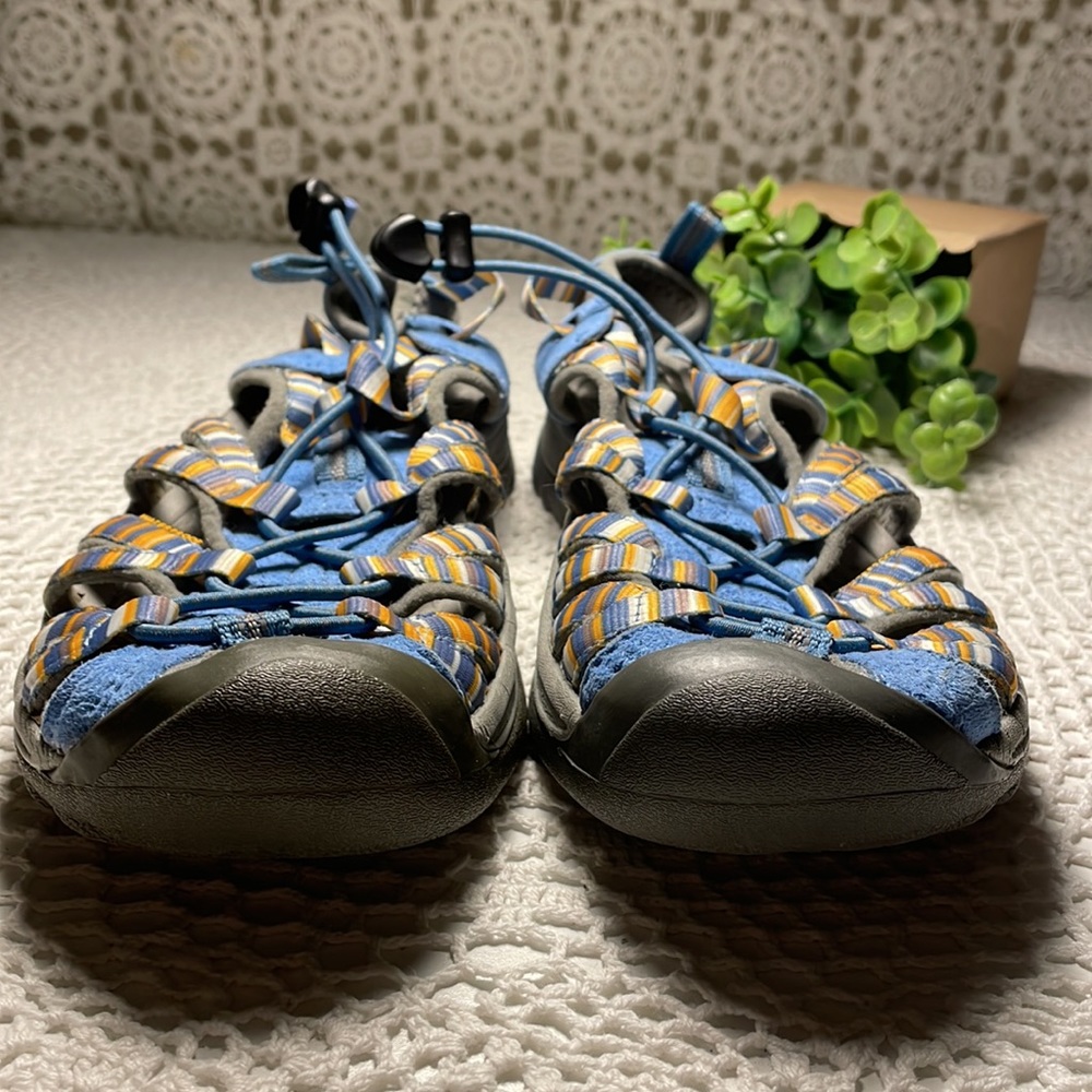 Brand new keen waterproof sandles BRAND NEW - Picture 3 of 9